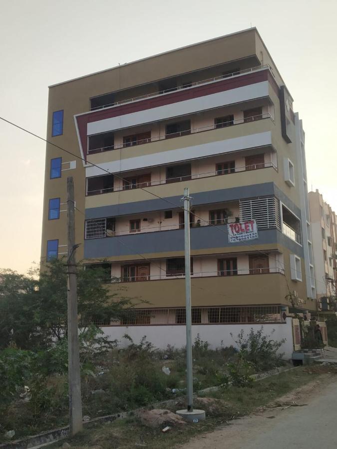 Sls Homestay - Luxury Ac Service Apartments 1Bhk, 2Bhk, 3Bhk - Direct Flyover To Alipiri Tirumala Gate - Walk To Ps4 Pure Veg Restaurants, Supermarkets - Near To National Highway & Padmavathi Amma Temple - Modular Kitchen, Living Room -Free Superfast Тирупати Экстерьер фото
