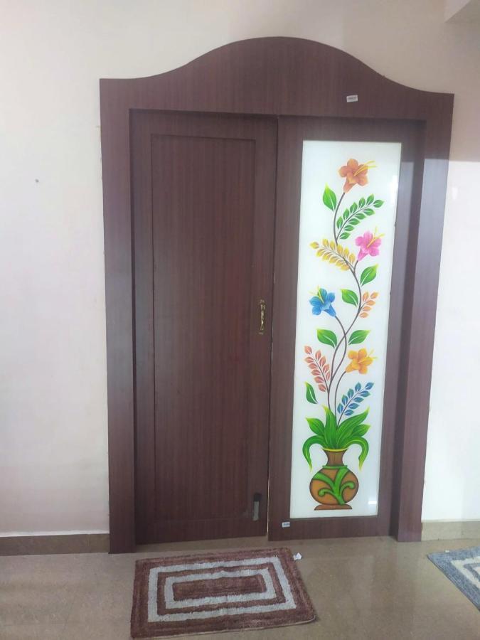 Sls Homestay - Luxury Ac Service Apartments 1Bhk, 2Bhk, 3Bhk - Direct Flyover To Alipiri Tirumala Gate - Walk To Ps4 Pure Veg Restaurants, Supermarkets - Near To National Highway & Padmavathi Amma Temple - Modular Kitchen, Living Room -Free Superfast Тирупати Экстерьер фото