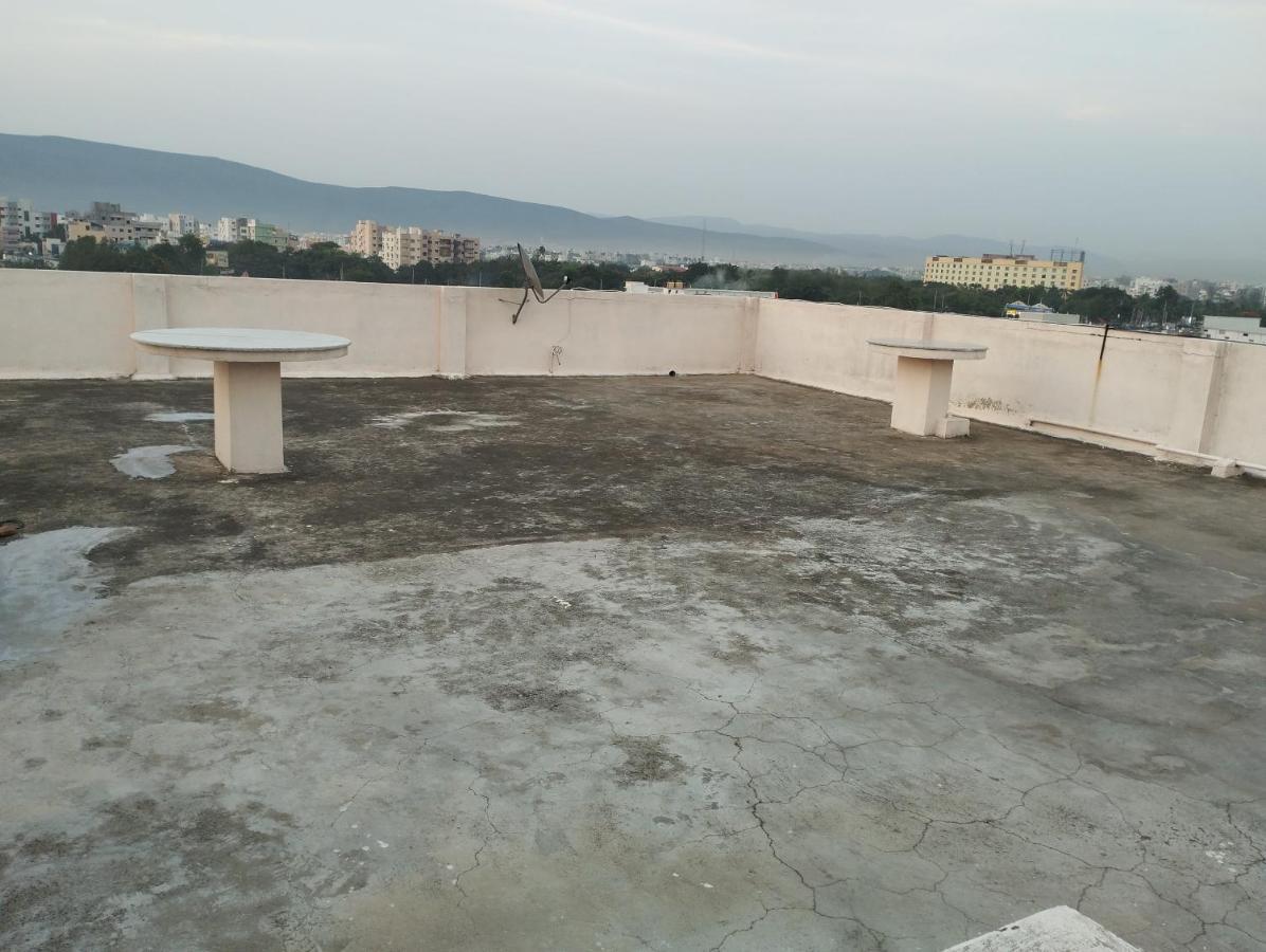 Sls Homestay - Luxury Ac Service Apartments 1Bhk, 2Bhk, 3Bhk - Direct Flyover To Alipiri Tirumala Gate - Walk To Ps4 Pure Veg Restaurants, Supermarkets - Near To National Highway & Padmavathi Amma Temple - Modular Kitchen, Living Room -Free Superfast Тирупати Экстерьер фото